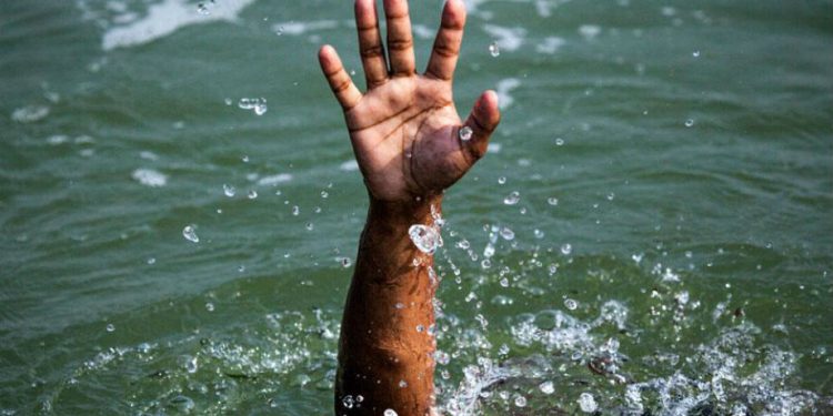 New warning on beach rescues and how to help someone struggling in water