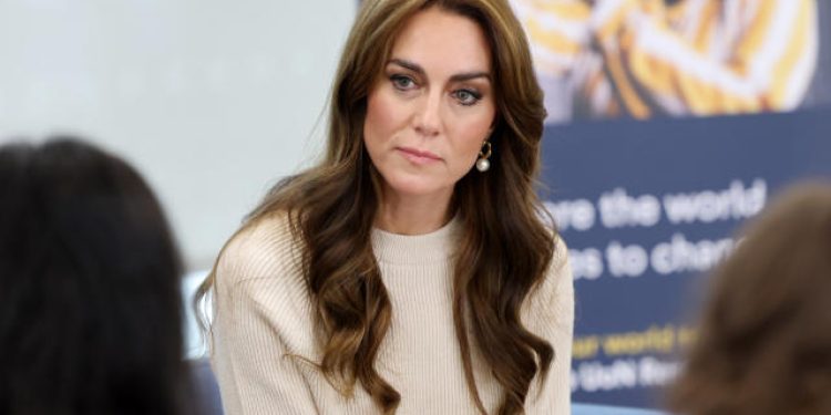 Royal expert says Princess Kate’s most recent public appearance may have been challenging given her treatment