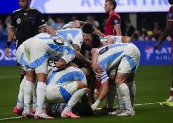 Against Canada, Argentina, led by Lionel Messi, wins 2-0 to start their Copa title defense.