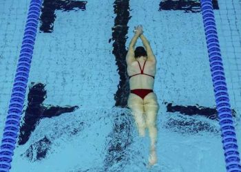 The story of how Paralympic swimmer Ali Truwit overcame a shark attack